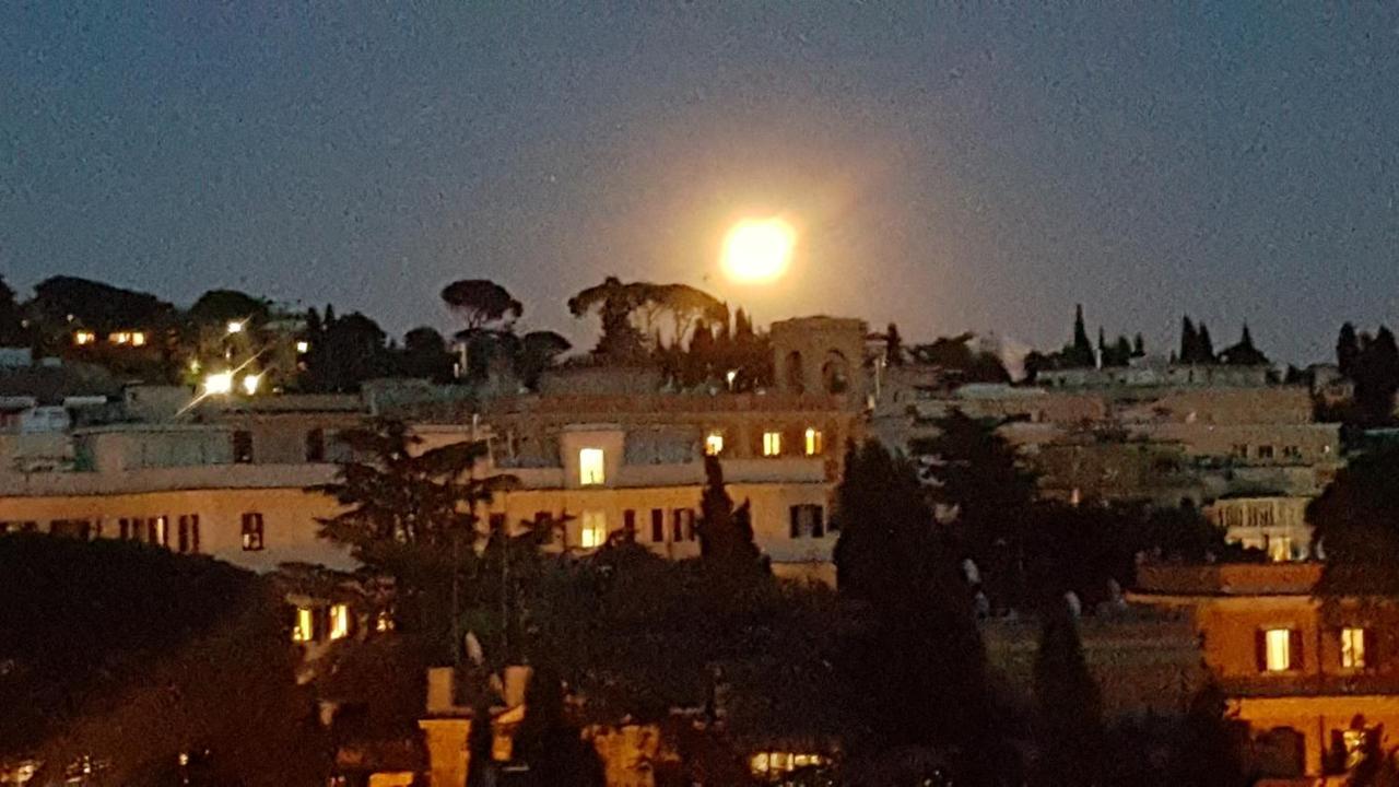 Bed & Breakfast A Casa Di Lia A Roma Exterior foto
