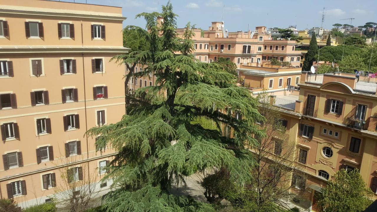Bed & Breakfast A Casa Di Lia A Roma Exterior foto