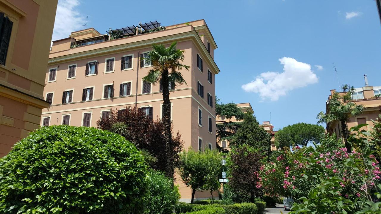 Bed & Breakfast A Casa Di Lia A Roma Exterior foto
